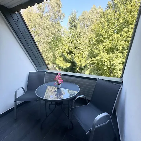 Paloma Blanca 2 *